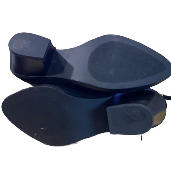 JustFab Jordi black faux suede ankle booties chunky heel 2.5” size 8 - Picture 2 of 8